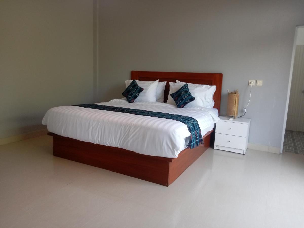 Warm Villas Lombok Kuta  ภายนอก รูปภาพ