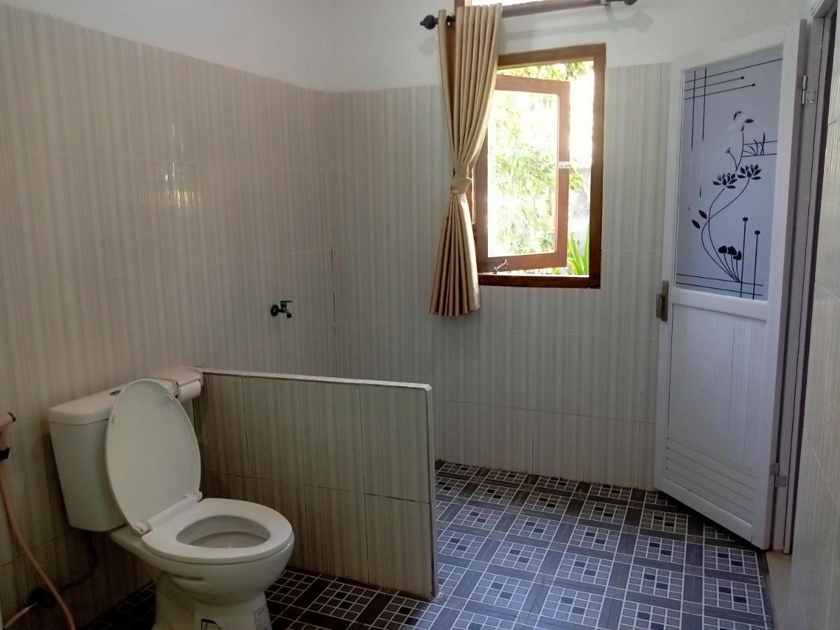 Warm Villas Lombok Kuta  ภายนอก รูปภาพ